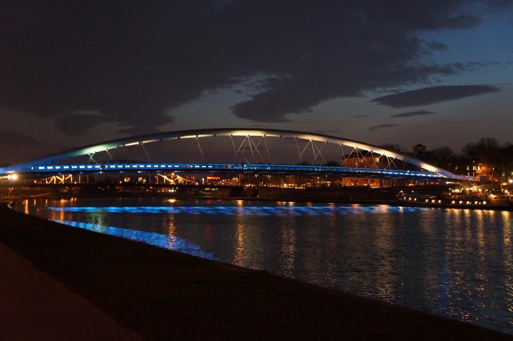 Designomania Apartments - Nadwislanska 11 Krakow Oda fotoğraf